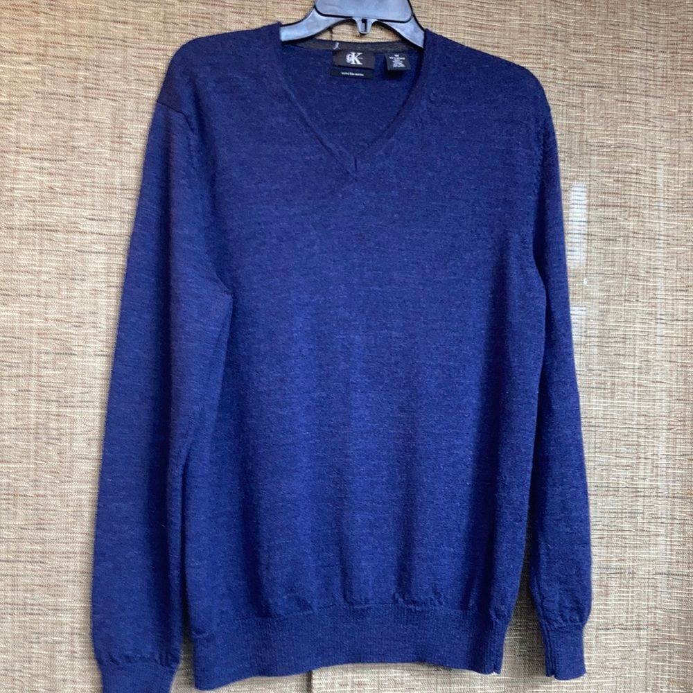 Calvin Klein merino wool navy blue fine sweater
